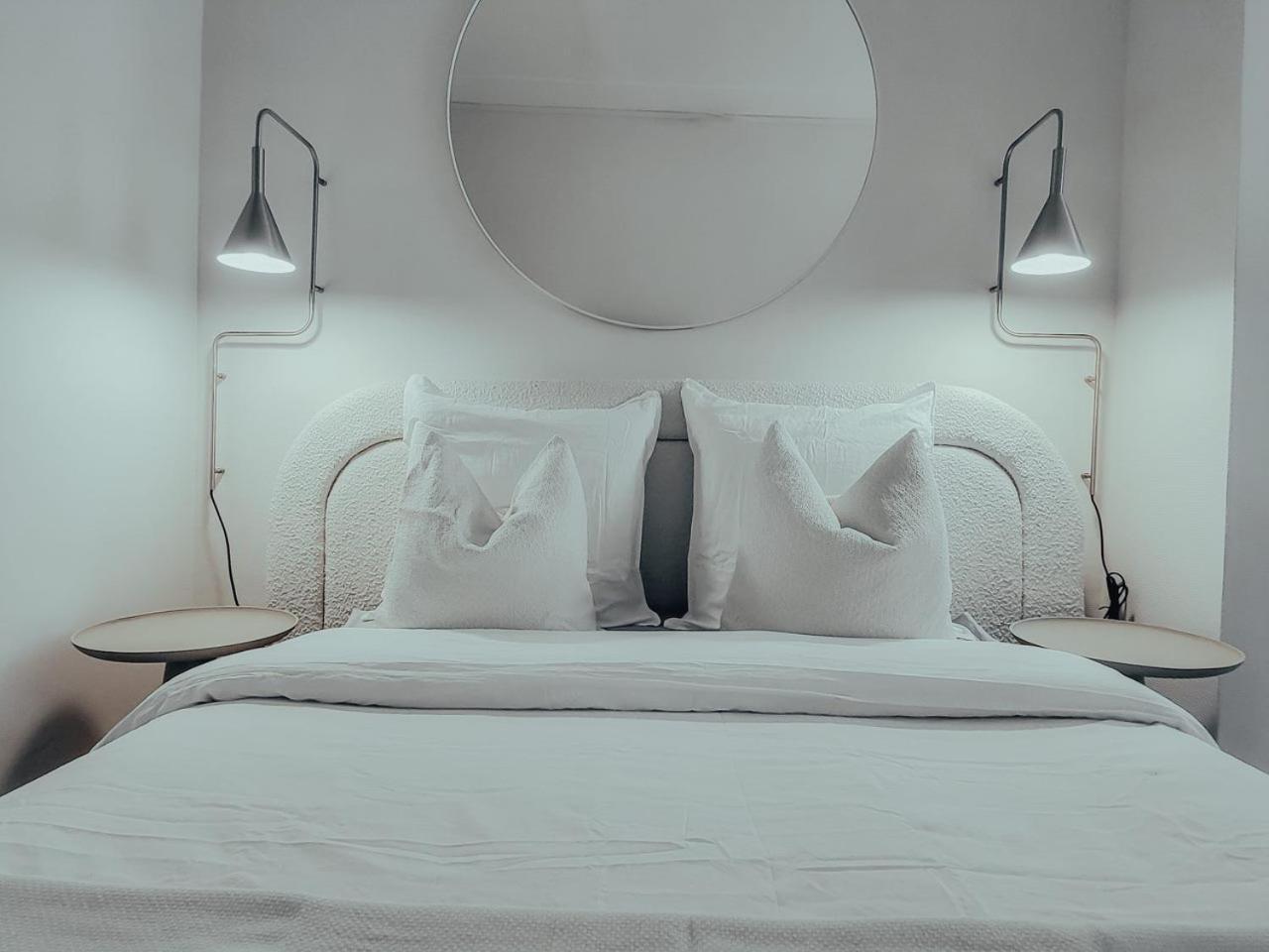 Suite Onega Лион Экстерьер фото